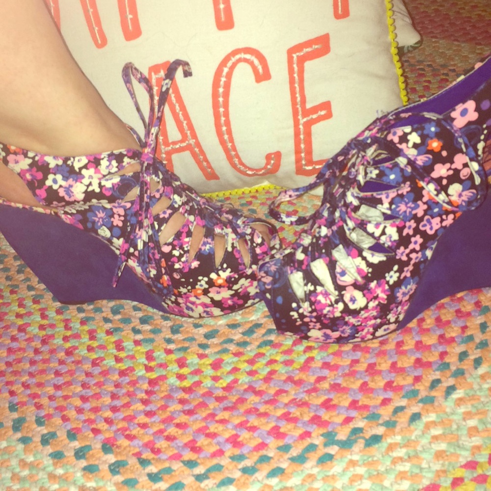 FRH multicolored & Royal Blue floral Wedge Heels.